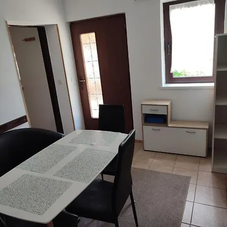 Guesthouse Suzy 3* Pula